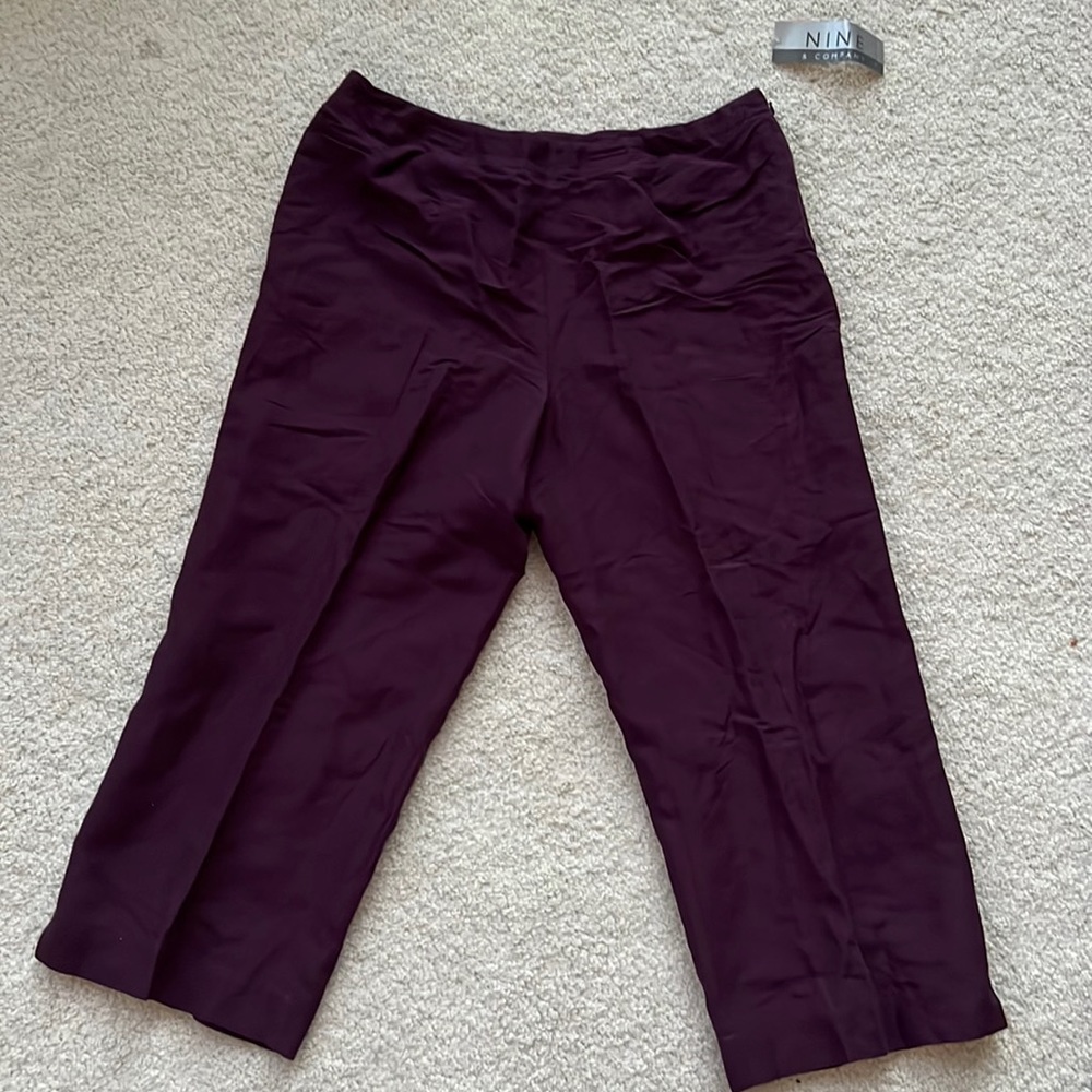 Nine Deep Plum Marrakech Capris (size 12)